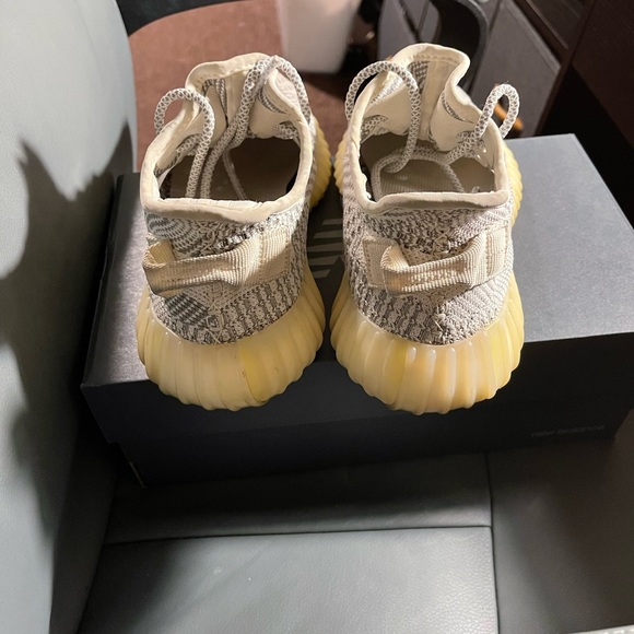 Yeezy Boost 350 V2 static non reflective - Picture 5 of 6
